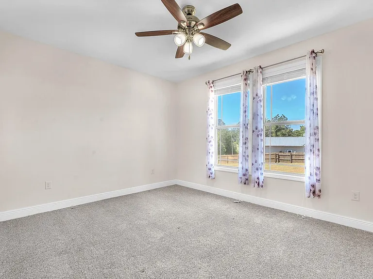 4782 Primrose St — Photo 36