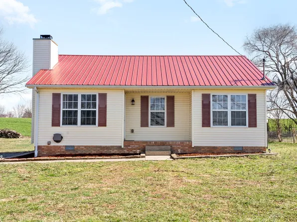 1808 Carneal Ln, Oak Grove, KY 42262