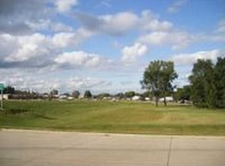 2035 E Mitchell Ave, Waterloo, IA 50702