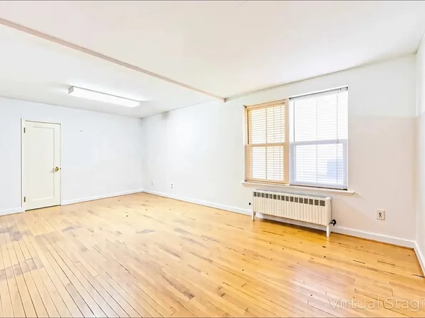 134-39 Blossom Avenue image 5 of 9