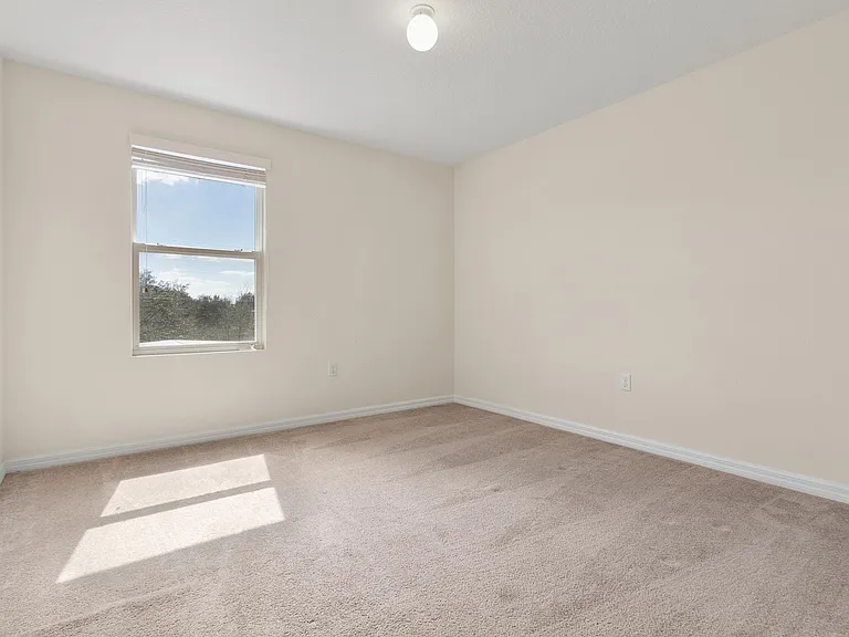 104 Country Walk Cir — Photo 29