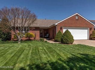 7203 Meadow Ridge Dr, Louisville, KY 40218