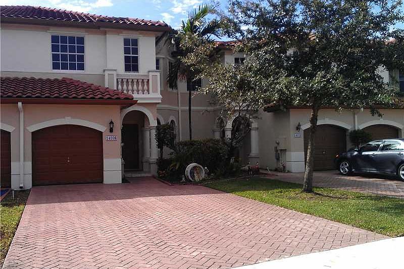 1st image of 14006 SW 51st Ln