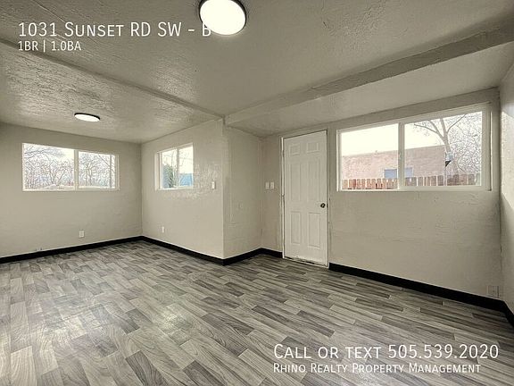 3rd image of 1031 Sunset Rd SW Unit B
