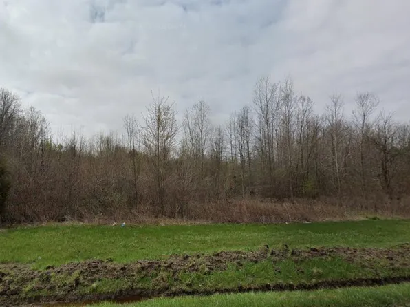 7193 Vienna Rd, Otisville, MI 48463