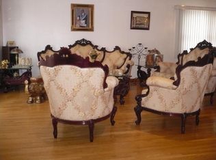 115 W 6th Ave, Roselle, NJ 07203
