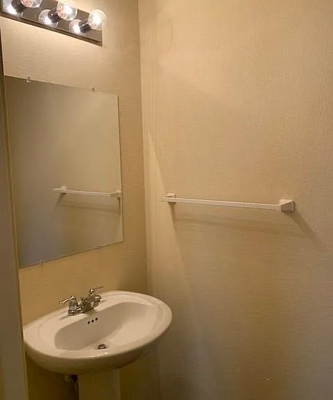 714 Parkplace Rdg — Photo 10