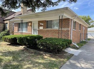 24633 Grove Ave, Eastpointe, MI 48021