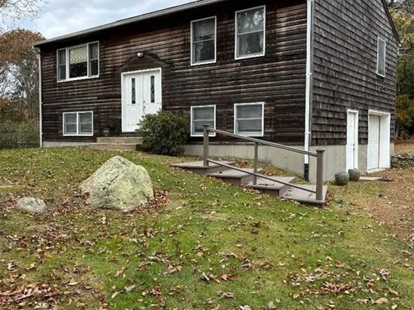 2010 Post Rd, South Kingstown, RI 02879