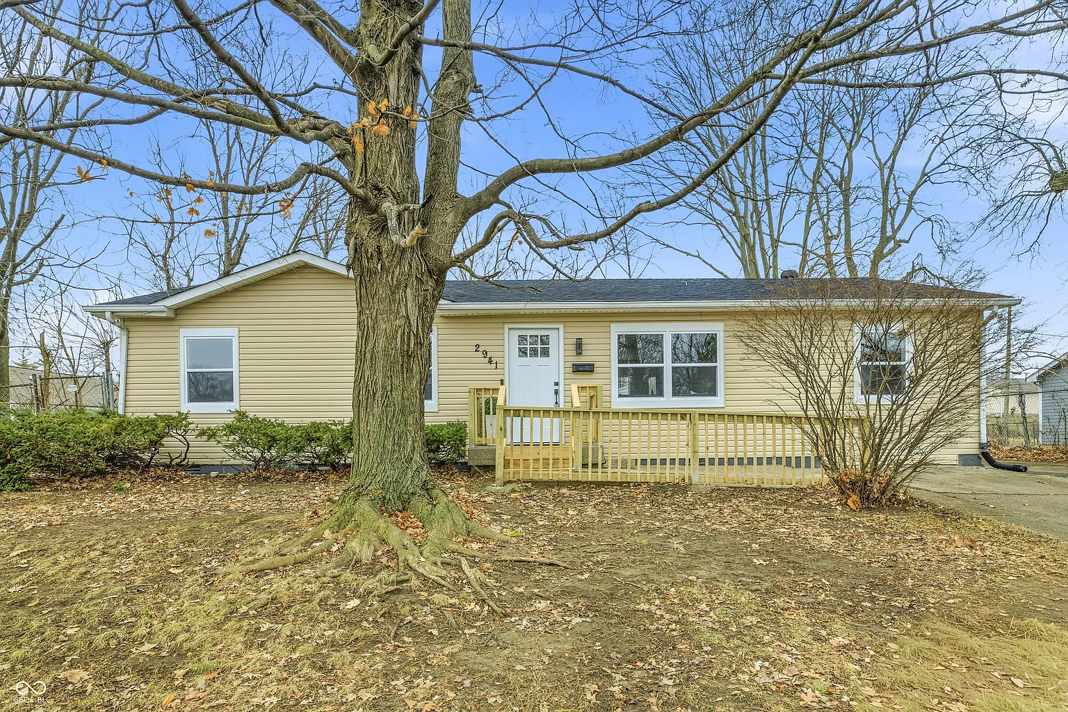 2941 Eastern Ave photo 1