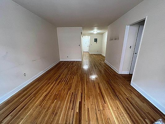 3rd image of 143-23 Barclay Ave #66A