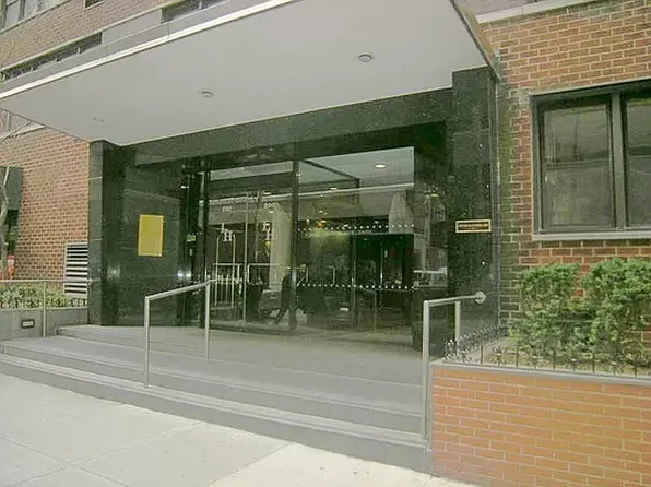 220 East 54th Street 9H image 14 of 15