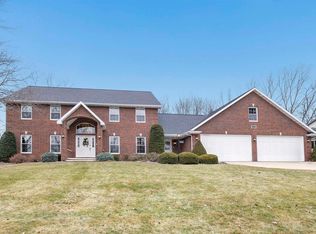 2110 Shady Ln, Green Bay, WI 54313