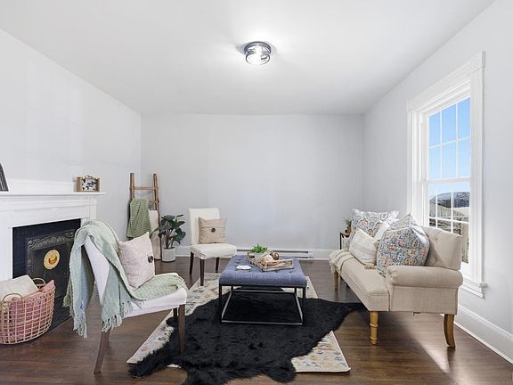 2nd image of 407 Wadsworth St