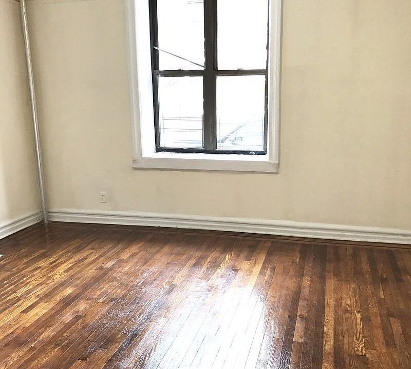 2nd image of 5111 Snyder Ave