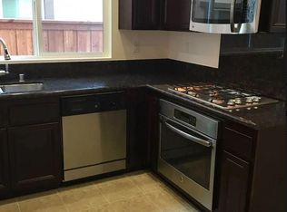 876 Madison Ct, Upland, CA 91784