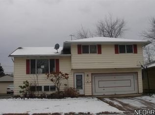 14412 Janice Dr, Maple Heights, OH