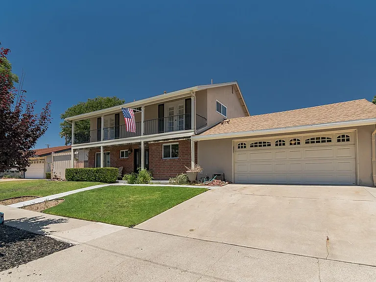 169 Kevin St — Photo 36