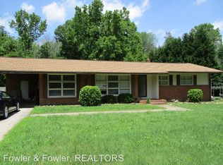 3308 Hillside Dr, High Point, NC 27265