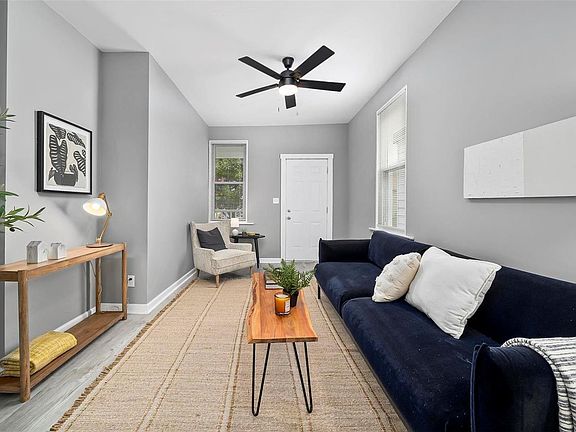 4th image of 4428 Itaska St