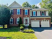 4 bed, 4.5 bath, 3778 sqft, $4,950 — Photo 1