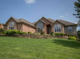 6220 S Riverbend Rd, Springfield, MO 65810