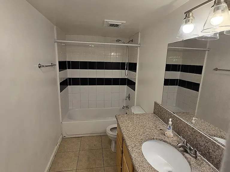 1244 Circle City Dr #A — Photo 20