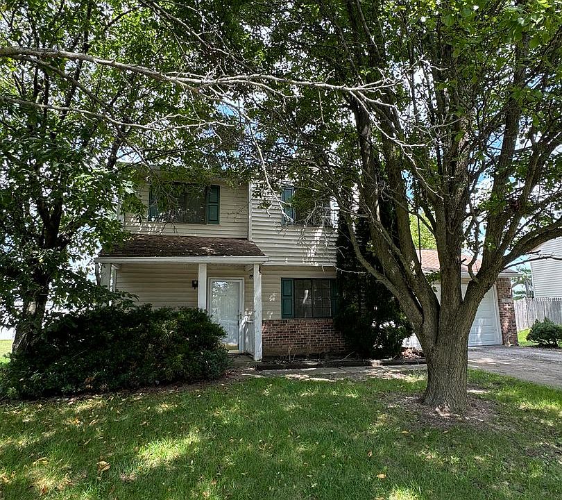 2nd image of 182 Country Wood Dr