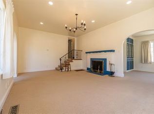 405 Cayuga St, Salinas, CA 93901