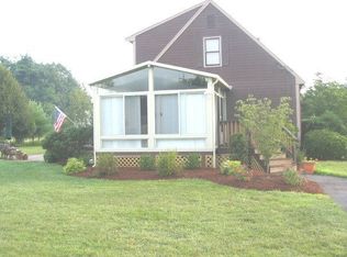 4 Kingswood Dr, Franklin, MA 02038