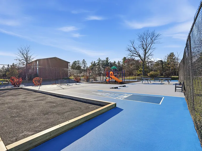 Mountain View Terrace Apartments — Photo 8