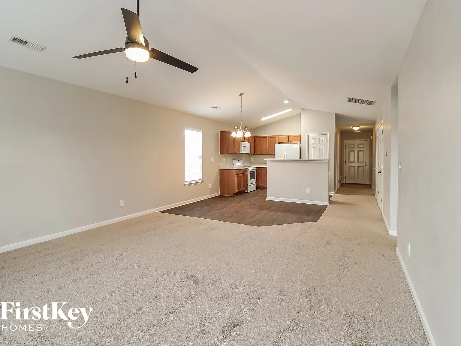 3 bed, 2.0 bath, 1543 sqft, $2,345 — Photo 3