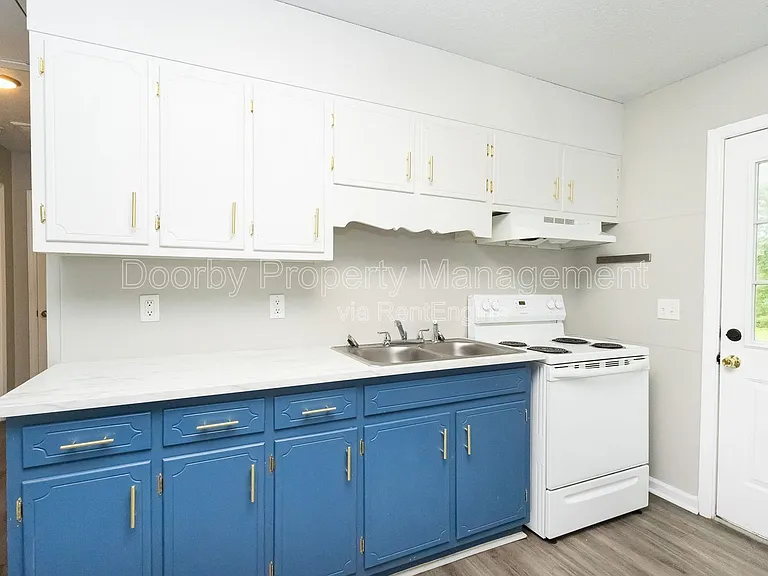 2180 Dugan St — Photo 9