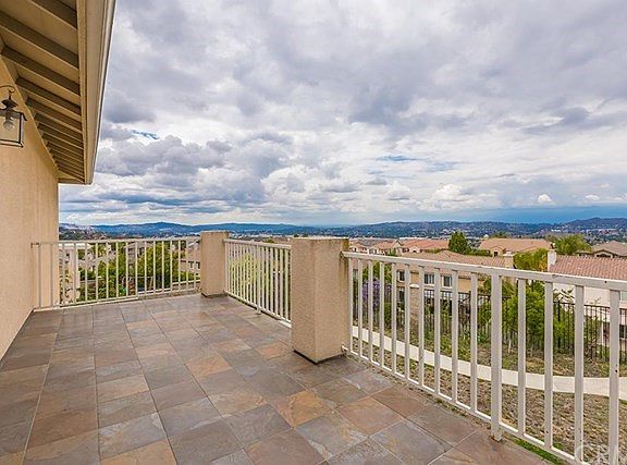 2nd image of 23655 Canyon Vista Ct