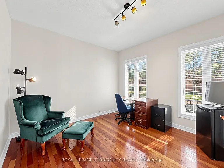 12 Ballantyne Dr — Photo 19