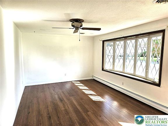 5th image of 2141 Aster Rd