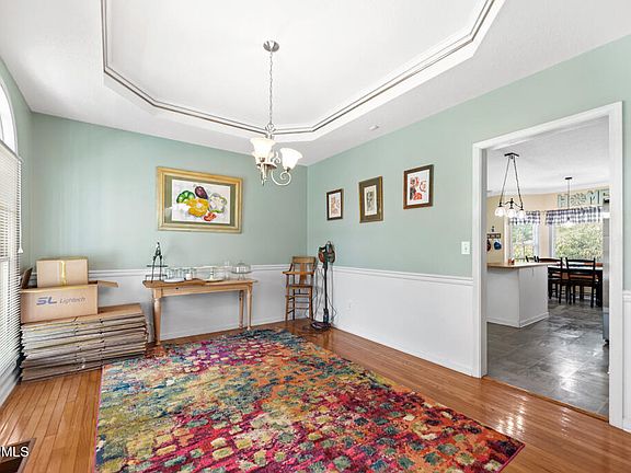 3rd image of 7501 Jana Ln