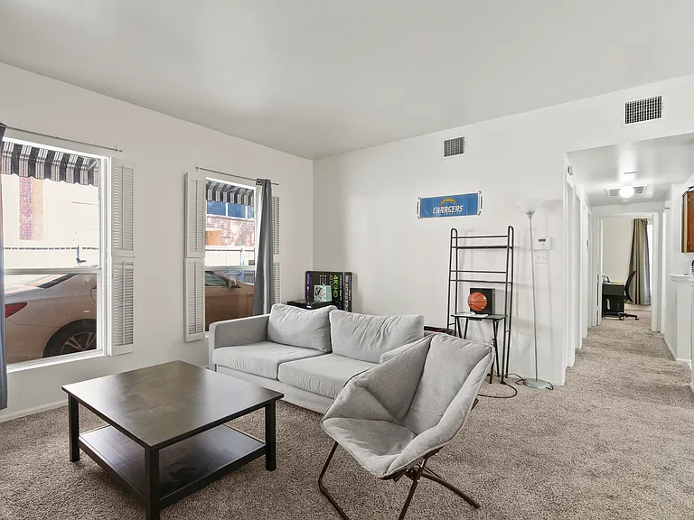 3329 Rosedale Ave #11 — Photo 7