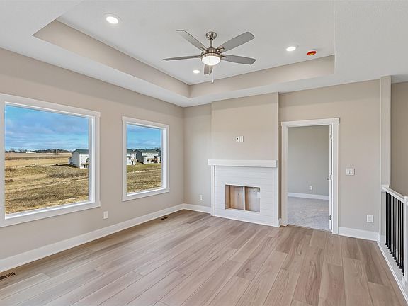 3rd image of 5055 Synergy St