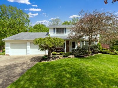 5567 James Dr, Hamburg, NY, 14075