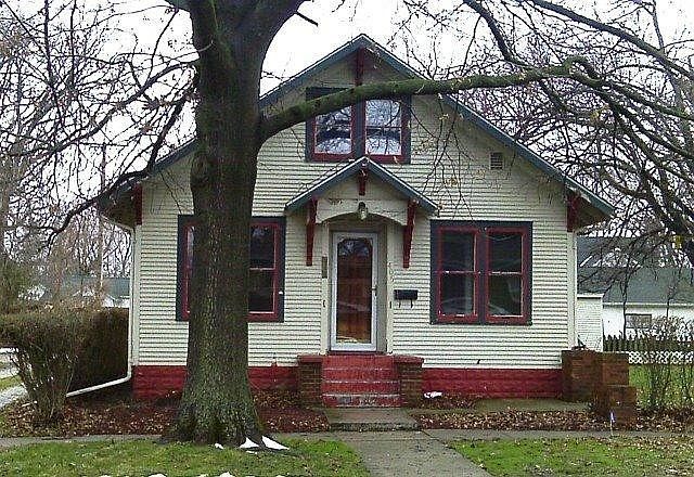 1st image of 405 N College Ave