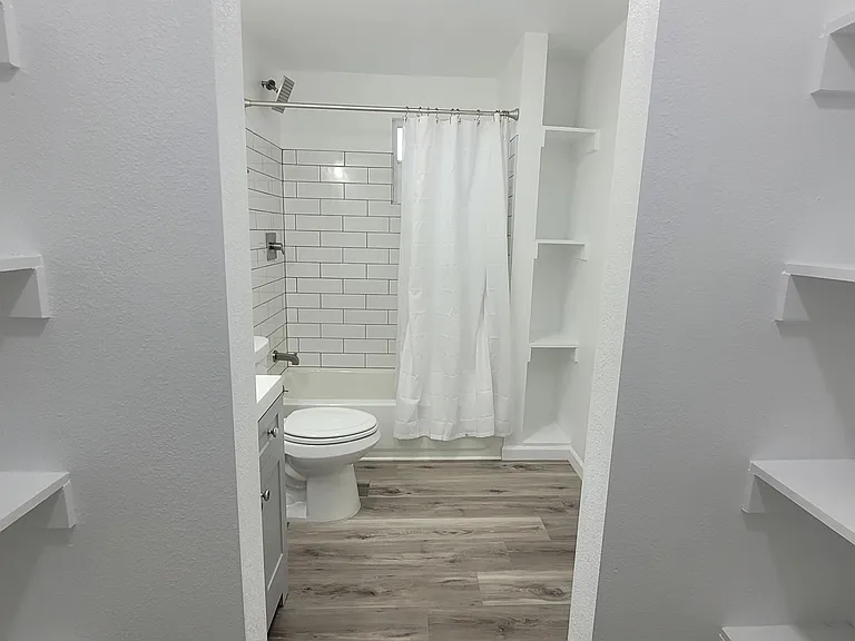 4933 E Willetta St #5 — Photo 36