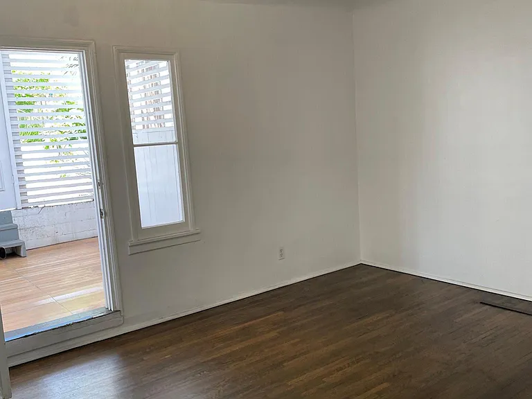 145 W Channel Rd #145 — Photo 10