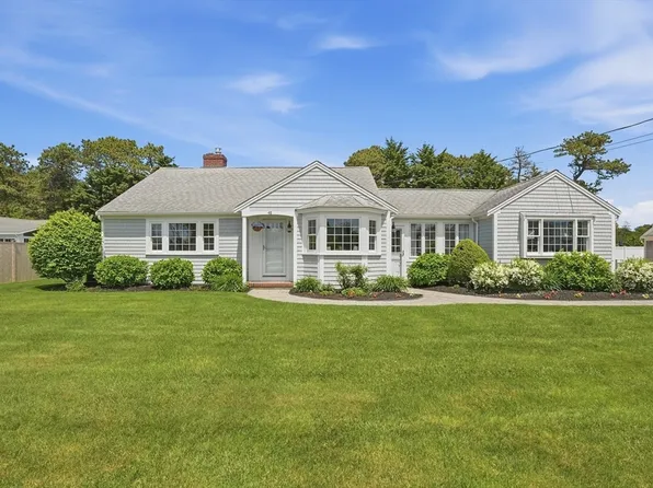 48 Davenport Rd, West Dennis, MA 02670