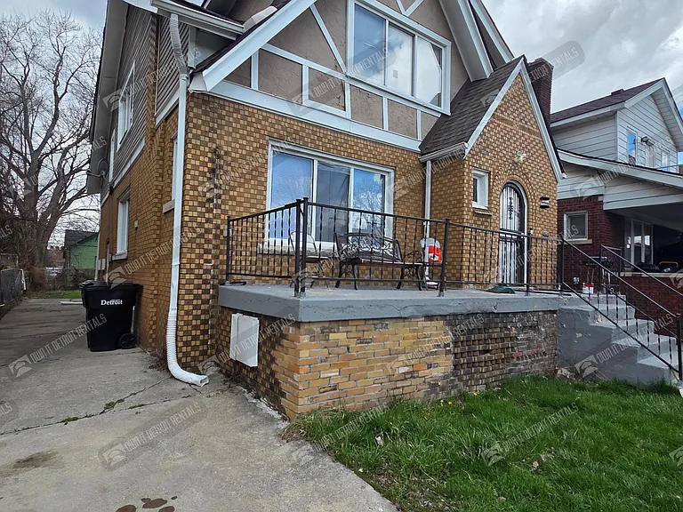 14375 Coyle St — Photo 2