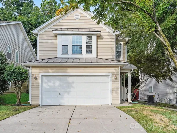 13634 Riding Hill Ave, Charlotte, NC 28213