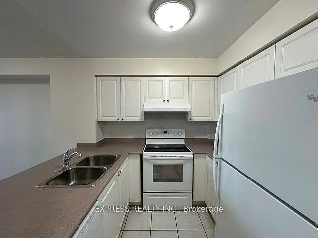 8 Hillcrest Ave #905 — Photo 1