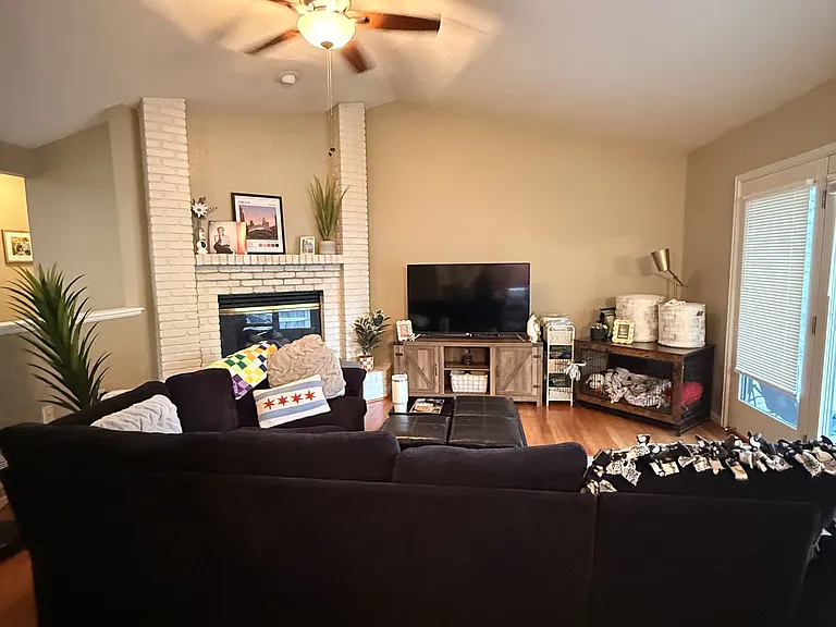 1117 Red Oak Ct — Photo 3
