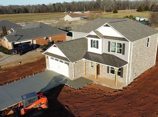 107 Meadowridge Dr, Hazel Green, AL 35750