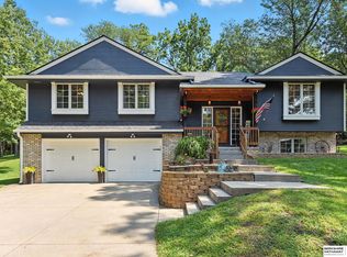 55205 Forrester Valley Ln, Glenwood, IA 51534